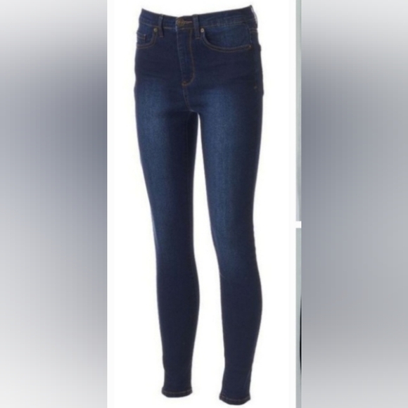 "MUDD" Jrs (5) Flattering Midrise Leggings in Excellent Condition. - Picture 1 of 5